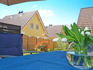 24019385-Ferienhaus-5-Korswandt-300x225-5