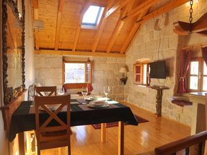 23931804-Ferienhaus-4-Korčula-300x225-5