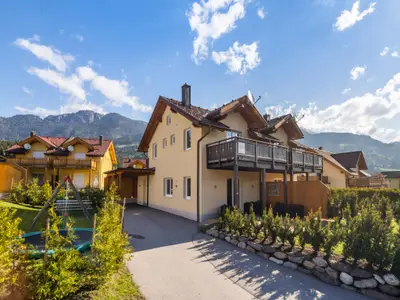 Außenseite Ferienhaus [Sommer]