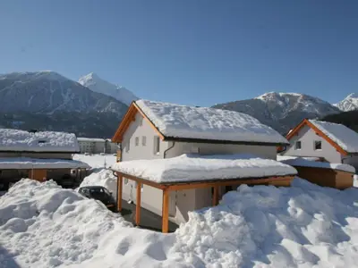 Außenseite Ferienhaus [Winter]