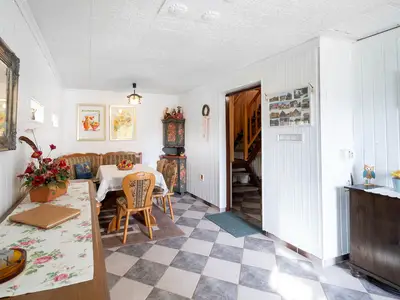 DiningRoom