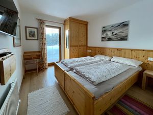 24012909-Ferienhaus-7-Krimml-300x225-4