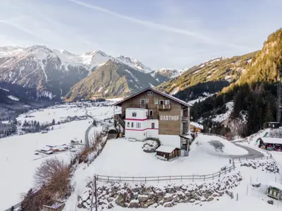 Außenseite Ferienhaus [Winter]