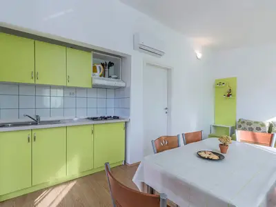 Ferienhaus für 6 Personen (69 m²) in Kringa 4/10