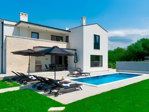 Ferienhaus für 10 Personen (300 m²) in Kringa