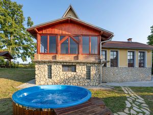 Ferienhaus für 9 Personen (200 m²) in Krivaja Vojnićka