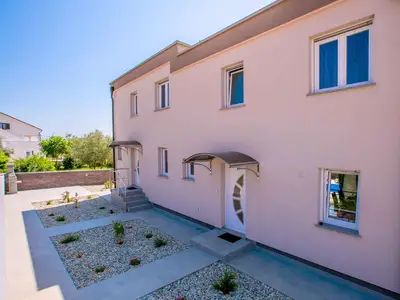 Ferienhaus für 7 Personen (125 m²) in Krk 4/10