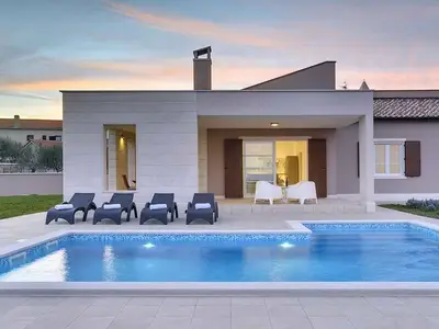 Ferienhaus für 6 Personen (160 m²) in Krnica 1/10