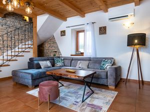 23725754-Ferienhaus-8-Krnica-300x225-2