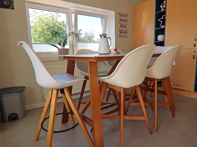 DiningRoom