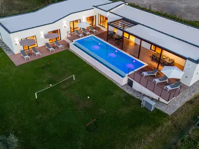 Ferienhaus für 10 Personen (290 m²) in Kršan 3/10