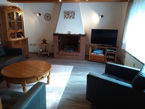 23824808-Ferienhaus-6-Krummhörn-300x225-0