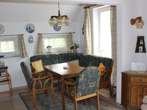 23824806-Ferienhaus-6-Krummhörn-300x225-1