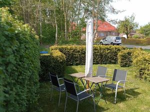 24035852-Ferienhaus-4-Krummhörn-300x225-1