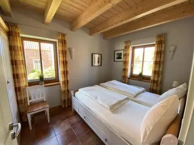 Schlafzimmer unten