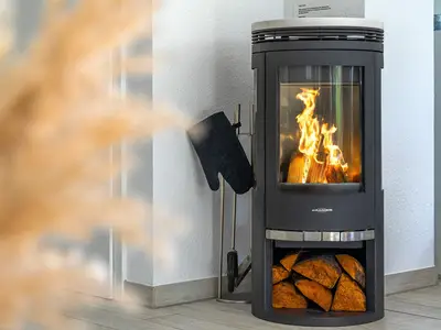 Kamin-/Ofen