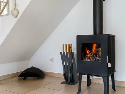 Kamin-/Ofen