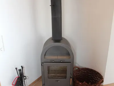 Kamin-/Ofen