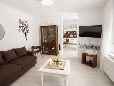 be3816bc-8141-4837-b0b3-88551bc2162f