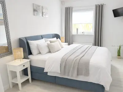 8be9eed8-76e1-477b-b5ac-1e8b21bab7ab