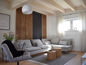 23469669-Ferienhaus-7-Krummin-300x225-1