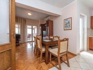 23724641-Ferienhaus-8-Kruševo-300x225-4