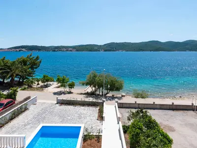 Ferienhaus für 8 Personen (200 m²) in Kučište 7/10