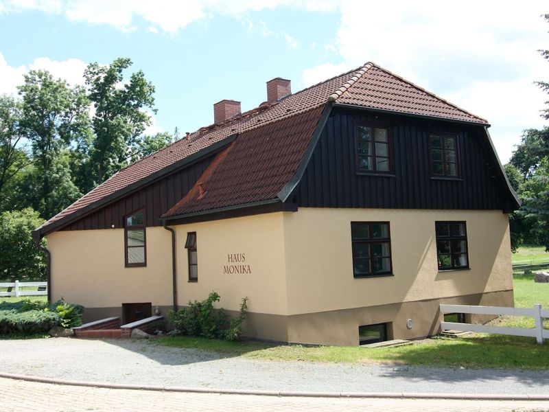 23501867-Ferienhaus-8-Kuhlen-800x600-2