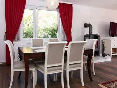 DiningRoom