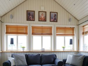 22073577-Ferienhaus-8-Kungshamn-300x225-1