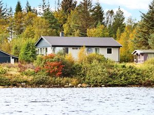 18195384-Ferienhaus-12-Kvenvær-300x225-0