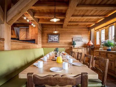 DiningRoom