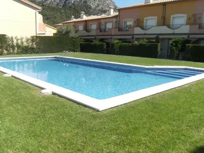 PoolOfHouse