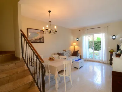DiningRoom