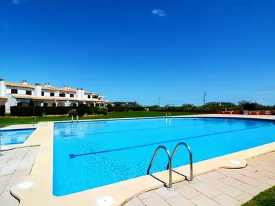 PoolOfHouse