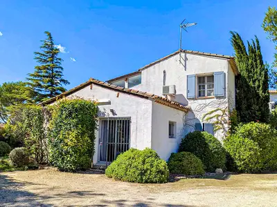 house house