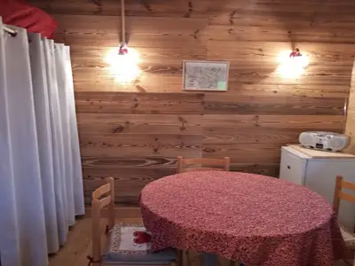 DiningRoom