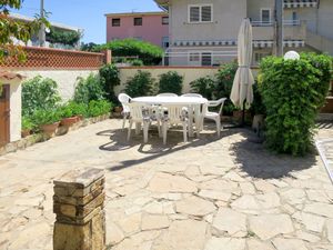 23846209-Ferienhaus-6-La Caletta-300x225-0