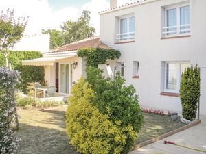 23736451-Ferienhaus-6-La Faute-sur-Mer-300x225-4