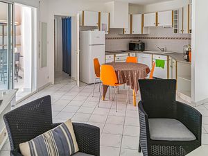 23736884-Ferienhaus-5-La Faute-sur-Mer-300x225-2