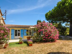 23722657-Ferienhaus-6-La Garde-300x225-1