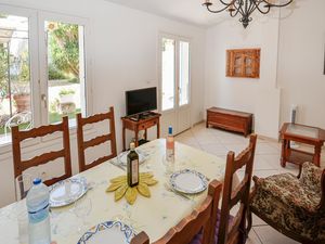 23722657-Ferienhaus-6-La Garde-300x225-2