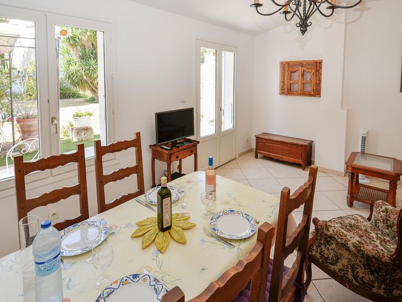 23722657-Ferienhaus-6-La Garde-800x600-2