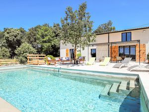 Ferienhaus für 11 Personen (180 m²) in La Garde-Adhémar