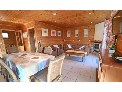 DiningRoom