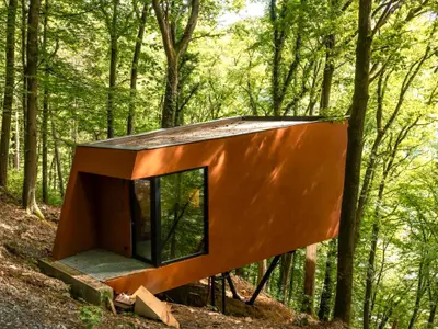 Außenseite Ferienhaus [Sommer]