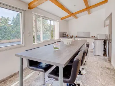 DiningRoom
