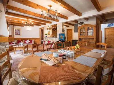 DiningRoom