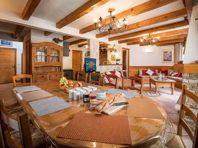 DiningRoom