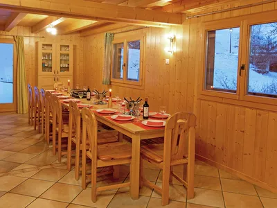 DiningRoom